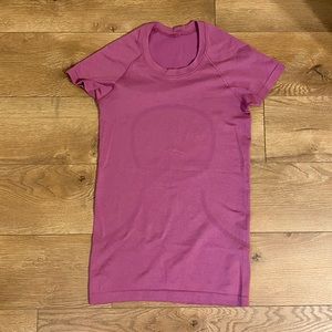 Lululemon swiftly tech shirt, size 4, regular length
